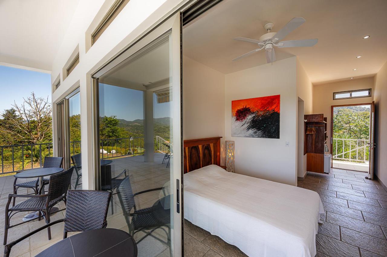 Casa Laureles Bed & Breakfast Playa Bejuco  ภายนอก รูปภาพ