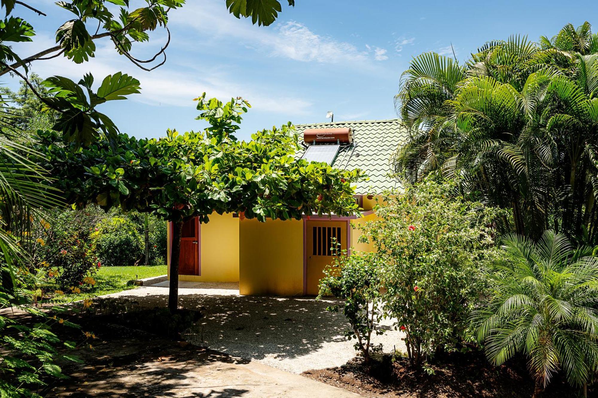 Casa Laureles Bed & Breakfast Playa Bejuco  ภายนอก รูปภาพ