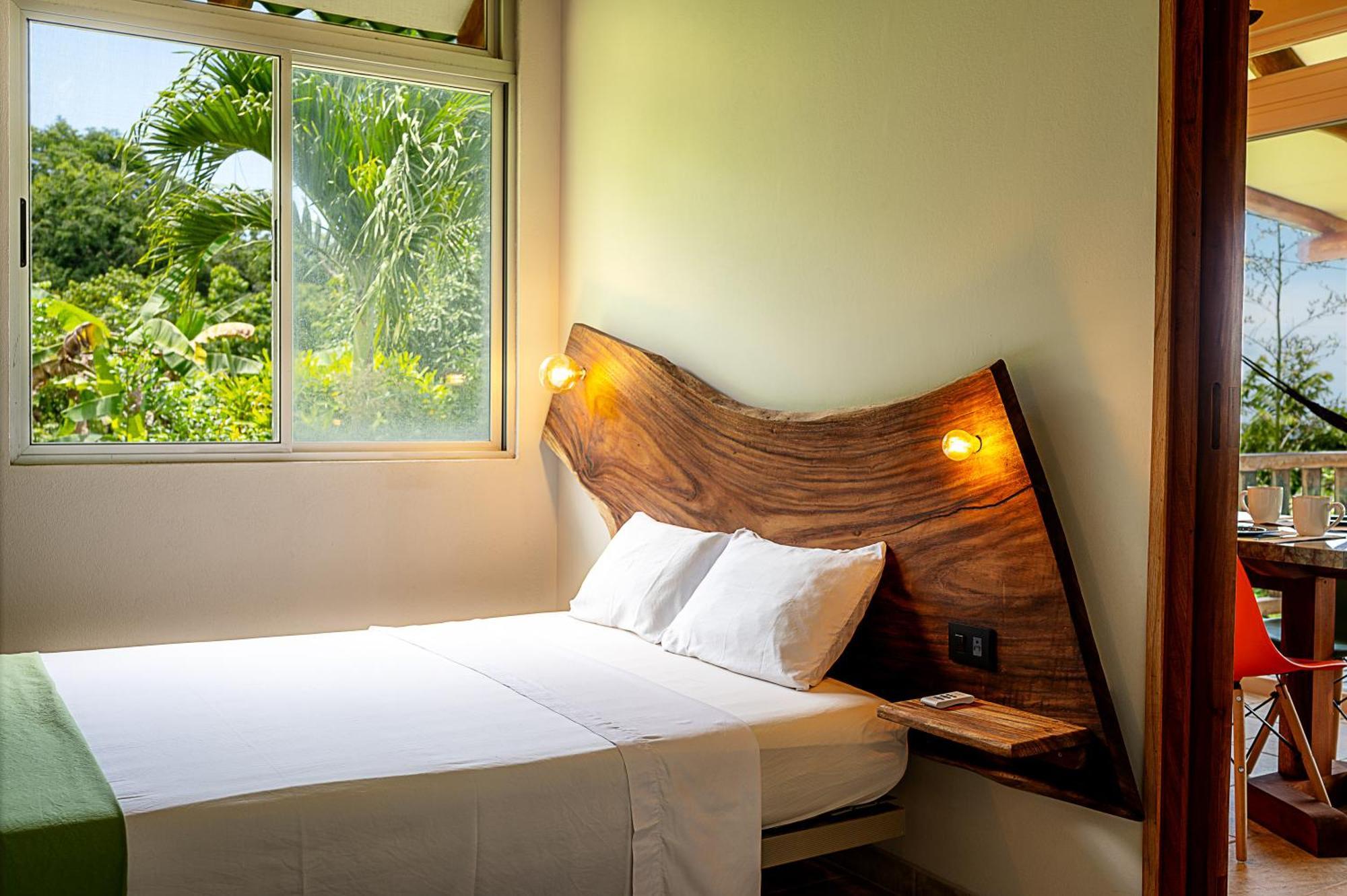 Casa Laureles Bed & Breakfast Playa Bejuco  ภายนอก รูปภาพ